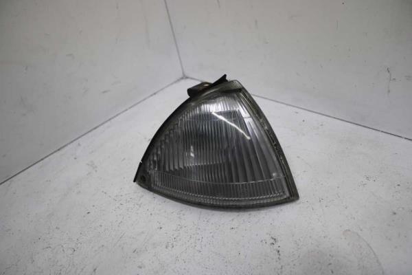 CLIGNOTEUR DROIT SUZUKI SWIFT 1989-1996 - Vue 1